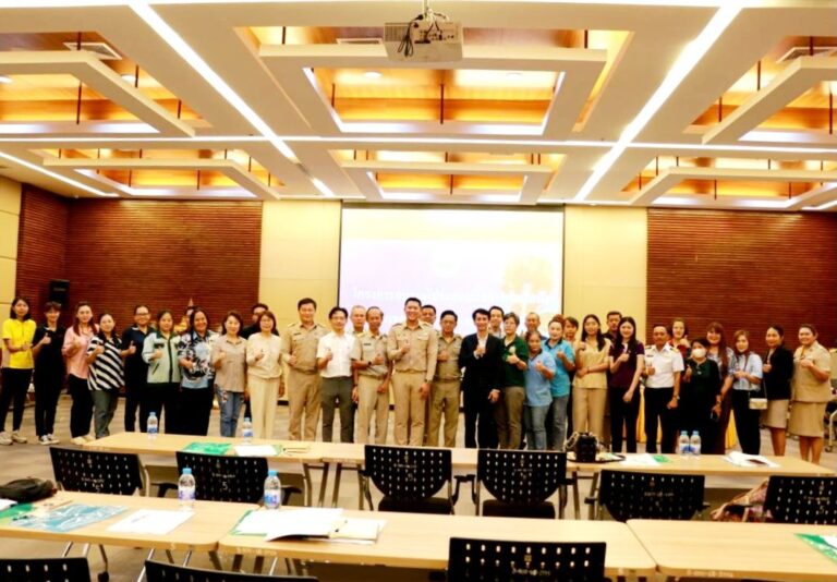 เทศบาลตำบลบางปู จัดโครงการอบรมผู้ประกอบกิจการฟอกหนังในเขตพื้นที่เทศบาลตำบลบางปู