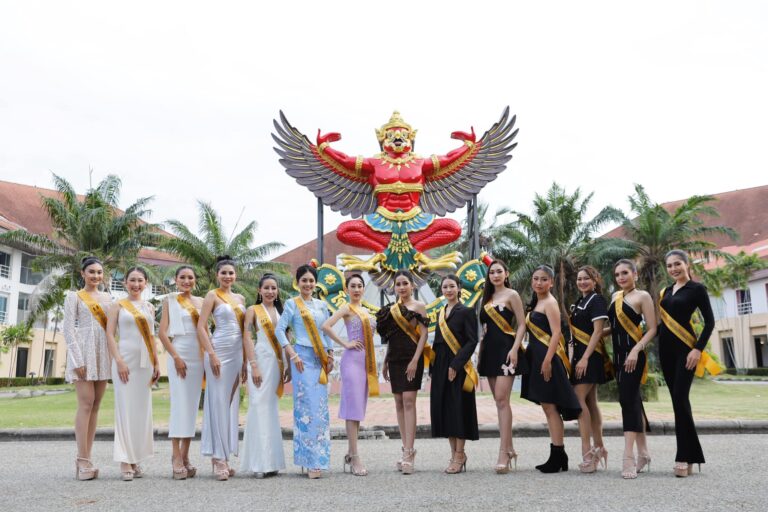 “พิพิธภัณฑ์ครุฑ” ให้การต้อนรับ คณะผู้เข้าประกวดมิสแกรนด์สมุทรปราการ 2025 จำนวน 18 คน พร้อมผู้ติดคาม รวมจำนวน 40 ท่าน เดินทางเข้าเยี่ยมชม“พิพิธภัณฑ์ครุฑ”