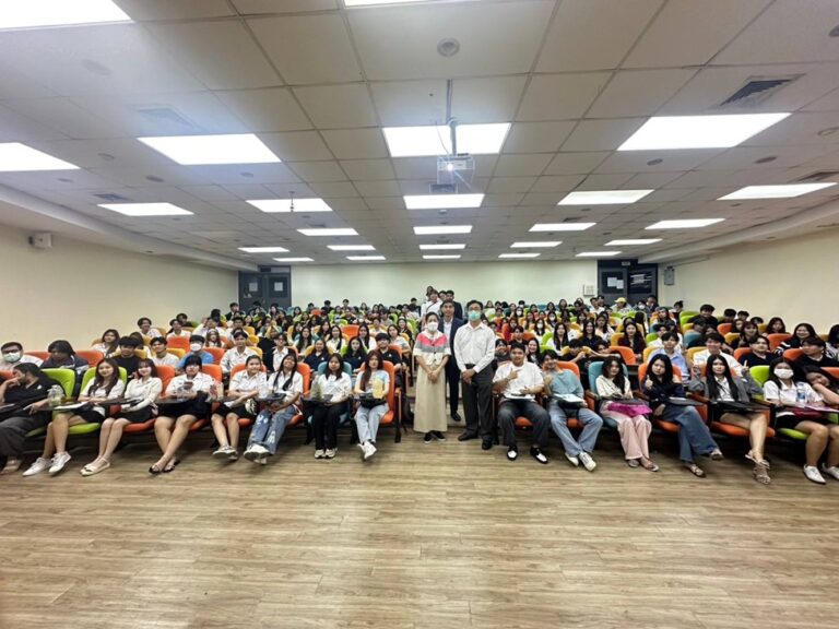 หลักสูตรการจัดการ คณะบริหารธุรกิจ ม.หอการค้าไทย เน้นการเรียนรู้แบบบูรณาการสร้างประสบการณ์จริง